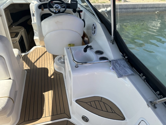 Sea Ray Sundancer 260 usado à venda