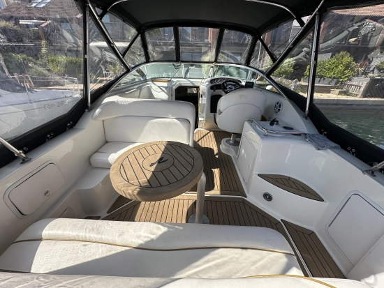 Sea Ray Sundancer 260 usado à venda