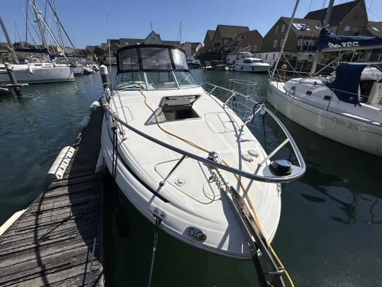 Sea Ray Sundancer 260 usado à venda