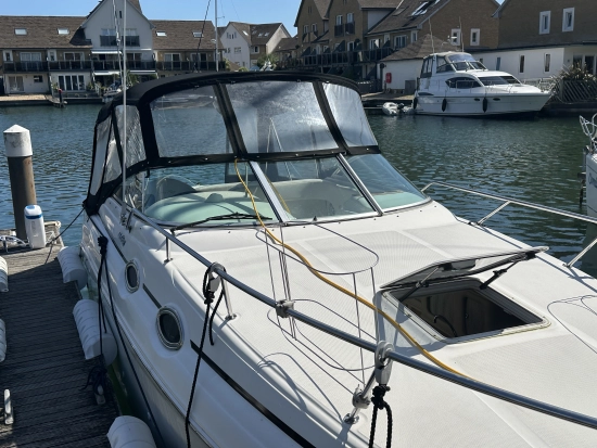 Sea Ray Sundancer 260 usado à venda