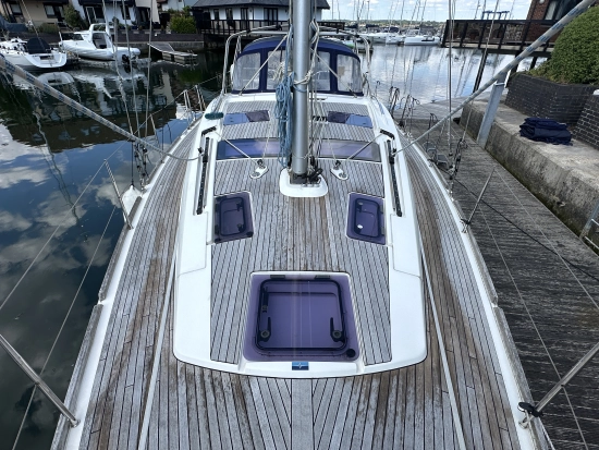 Bavaria Yachts Vision 42 Blue Edition de segunda mano en venta