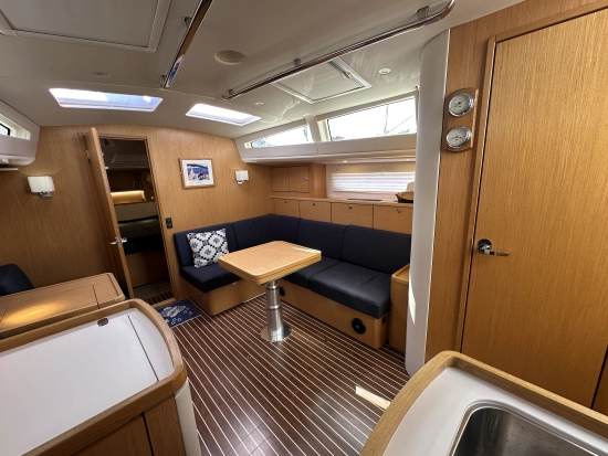 Bavaria Yachts Vision 42 Blue Edition de segunda mano en venta