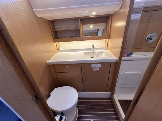 Bavaria Yachts Vision 42 Blue Edition de segunda mano en venta