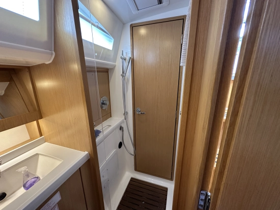 Bavaria Yachts Vision 42 Blue Edition de segunda mano en venta