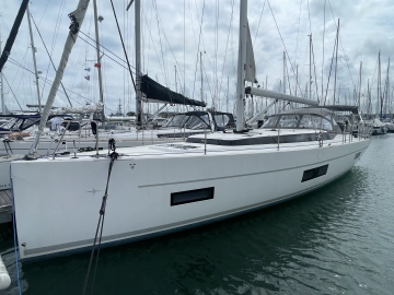 Bavaria Yachts C45 Style usado à venda