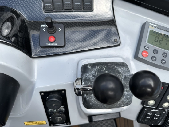 Elan Marine 35 usata in vendita