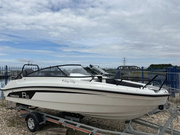 Finnmaster R6 Bowrider usado à venda