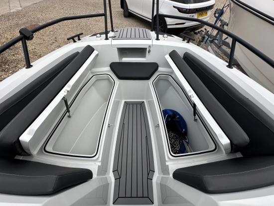 Finnmaster R6 Bowrider de segunda mano en venta