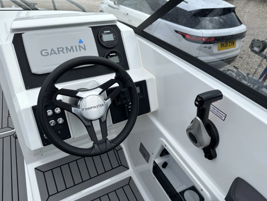 Finnmaster R6 Bowrider de segunda mano en venta
