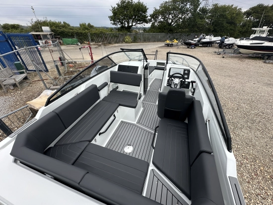 Finnmaster R6 Bowrider de segunda mano en venta