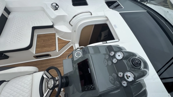 Bavaria Yachts S33HT de segunda mano en venta