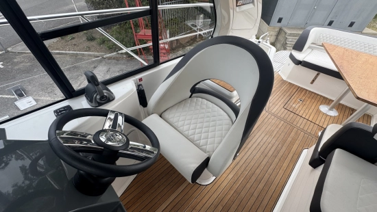 Bavaria Yachts S33HT de segunda mano en venta