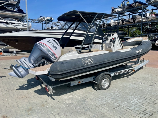 Aqvaboats Luxrib 22 usata in vendita