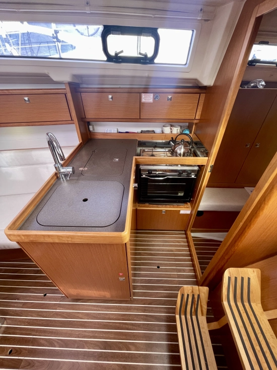 Bavaria Yachts Cruiser 33 de segunda mano en venta