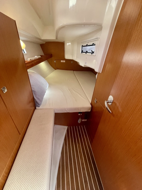 Bavaria Yachts Cruiser 33 de segunda mano en venta