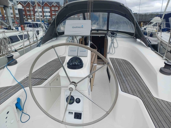 Bavaria Yachts Cruiser 33 de segunda mano en venta