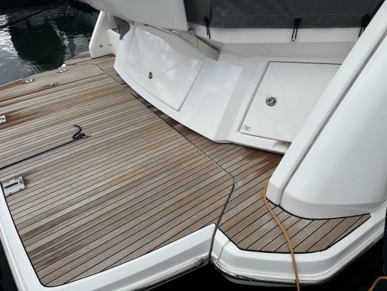 Bavaria Yachts R40 Coupe usado à venda