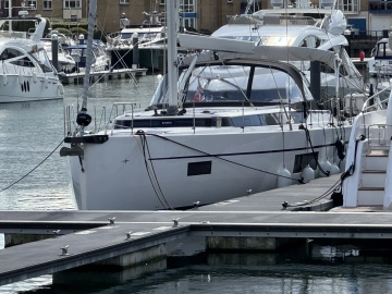 Bavaria Yachts C57 usado à venda