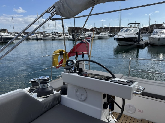 Bavaria Yachts C57 usado à venda