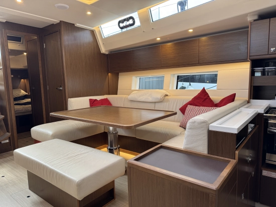 Bavaria Yachts C57 usado à venda