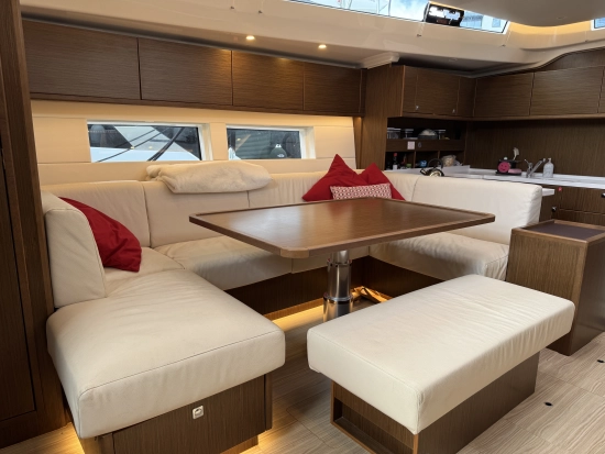 Bavaria Yachts C57 usado à venda