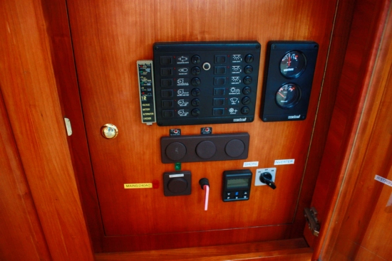 Keser Hollandia 1250 Steel Cruiser usado à venda