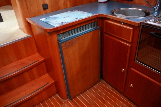 Keser Hollandia 1250 Steel Cruiser usado à venda