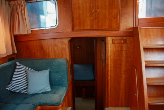 Keser Hollandia 1250 Steel Cruiser usado à venda
