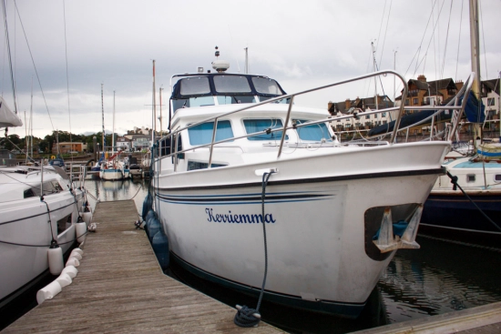Keser Hollandia 1250 Steel Cruiser usado à venda