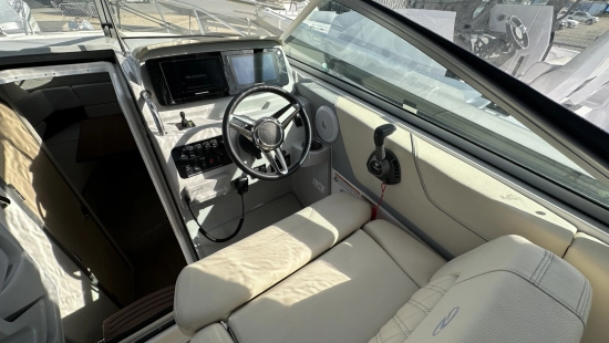 Regal 26 Express usata in vendita