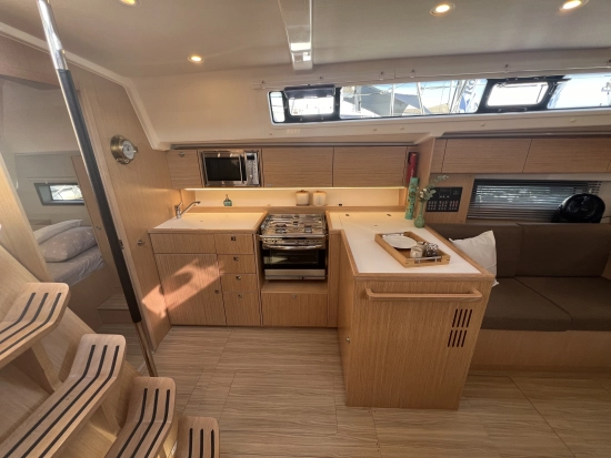 Bavaria Yachts C42 usata in vendita