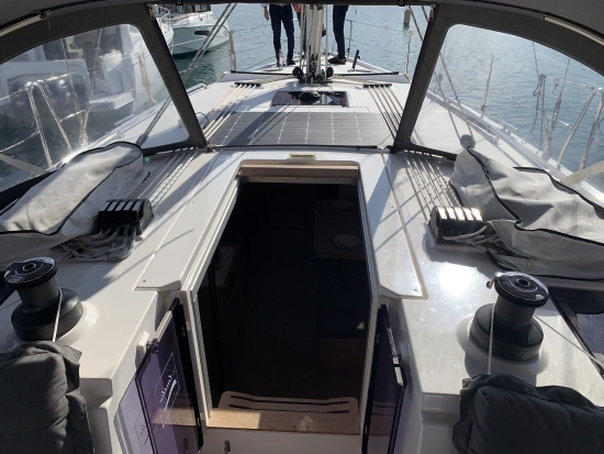 Bavaria Yachts C42 usata in vendita