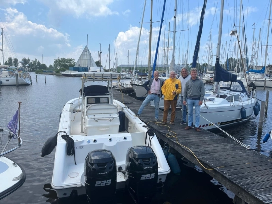Boston Whaler 270 Outrage de segunda mano en venta