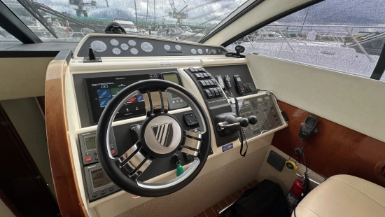 Fairline Phantom 50 usado à venda