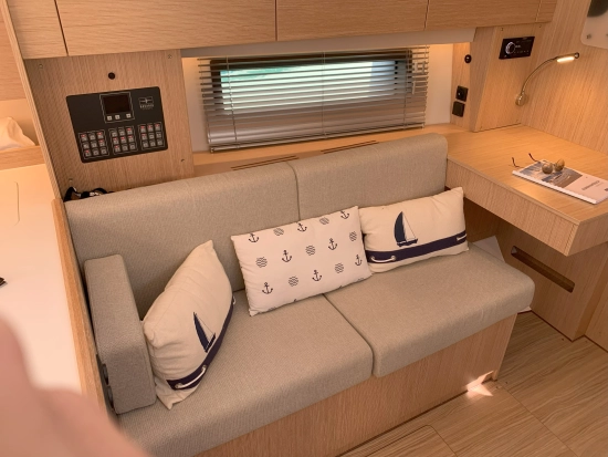 Bavaria Yachts C42 usata in vendita