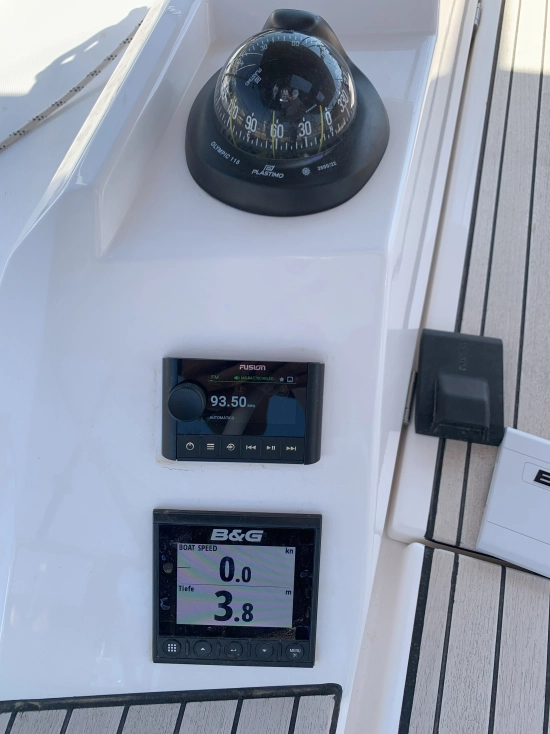 Bavaria Yachts C42 usata in vendita