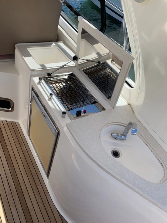 Bavaria Yachts Sport 43 Hard Top usata in vendita