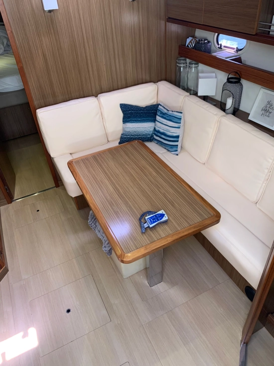 Bavaria Yachts Sport 43 Hard Top usata in vendita