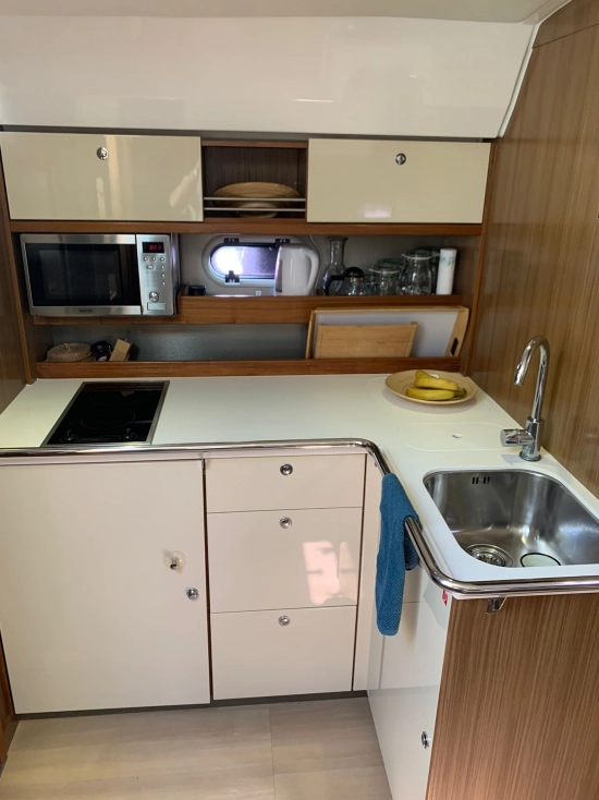Bavaria Yachts Sport 43 Hard Top usata in vendita