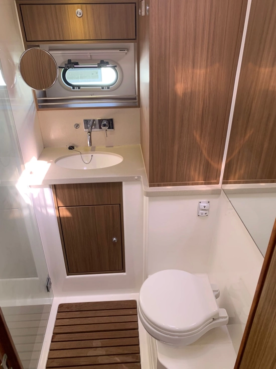 Bavaria Yachts Sport 43 Hard Top usata in vendita