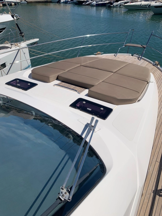 Bavaria Yachts Sport 43 Hard Top usata in vendita