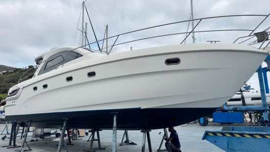 Bavaria Yachts Sport 43 Hard Top usata in vendita