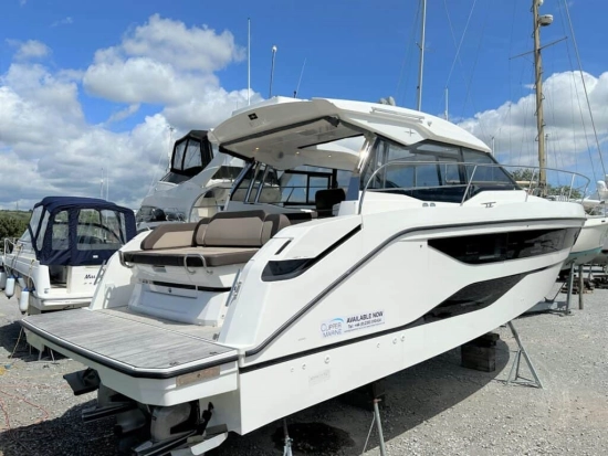 Bavaria Yachts SR38 HT usata in vendita