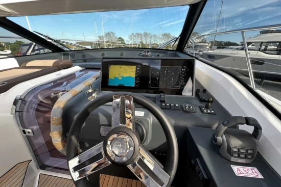 Bavaria Yachts SR38 HT usata in vendita