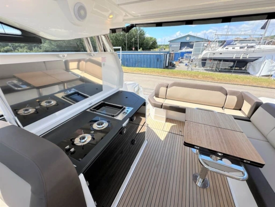 Bavaria Yachts SR38 HT usata in vendita