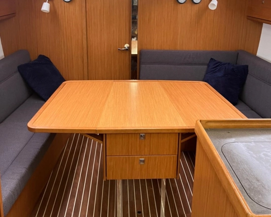 Bavaria Yachts Cruiser 37 usata in vendita