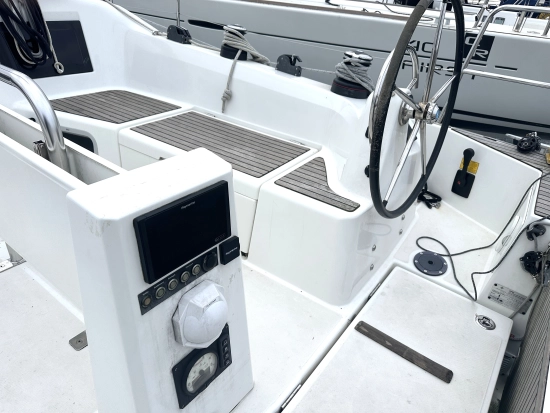 Jeanneau Sun Odyssey 410 usado à venda