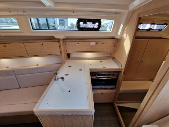 Bavaria Yachts Cruiser 34 usado à venda