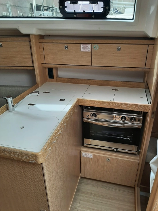 Bavaria Yachts Cruiser 34 usado à venda