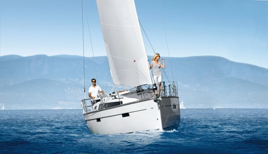 Bavaria Yachts Cruiser 34 usado à venda